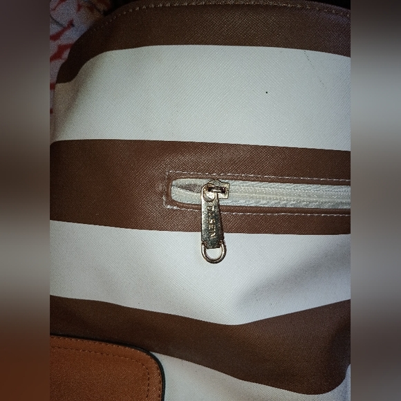 Dasein Large Slouchy Hobo purse - Picture 4 of 7